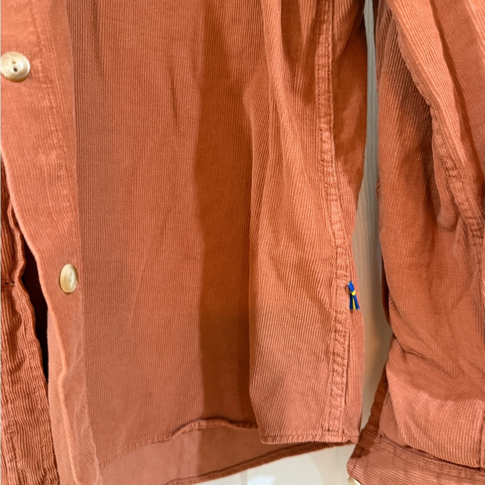 Women’s Fjallraven button down - size small - Picture 4 of 5